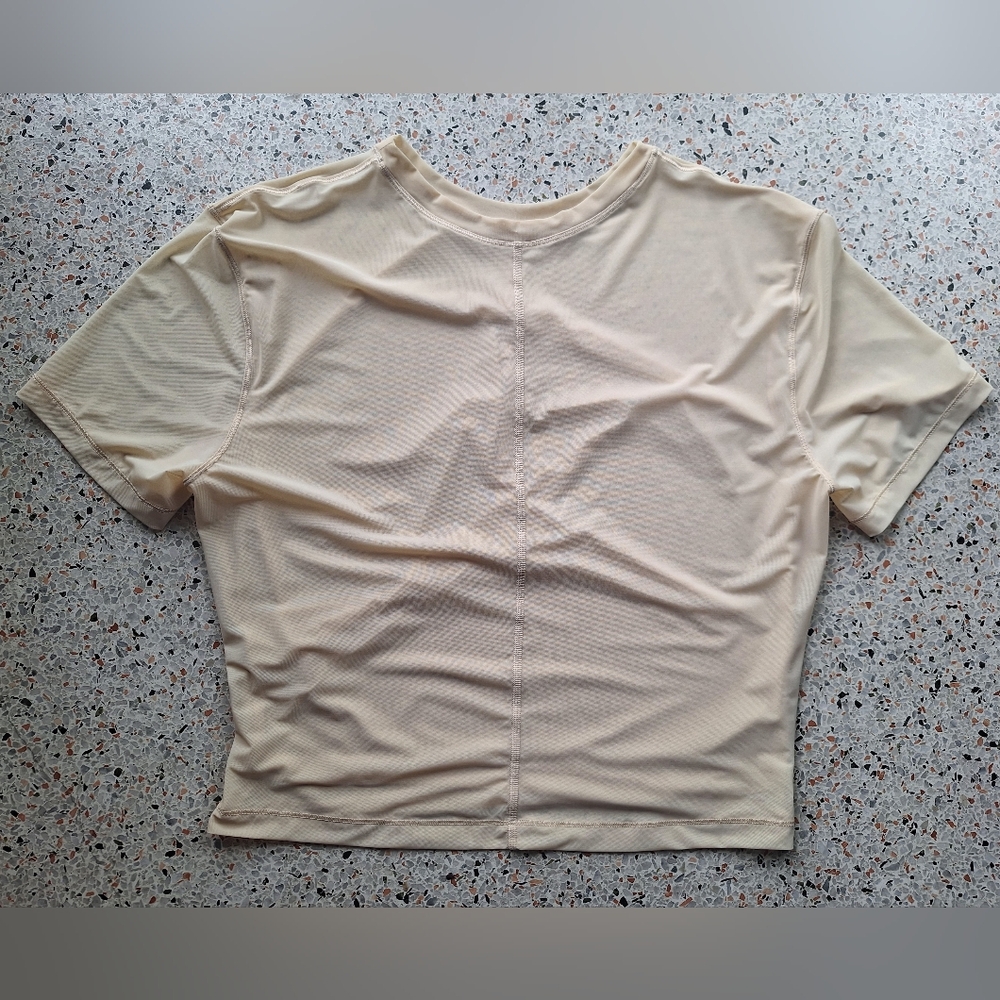 96 Lululemon Lightweight Mesh Reversible Yoga T-S… - image 5